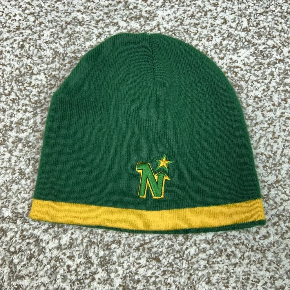 Minnesota North Stars Hat Beanie Mens‎ One Size Green Yellow NHL Hockey Zephyr